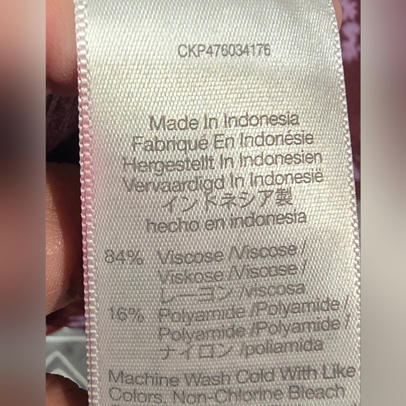 Madewell V-Neck Button Front Shirt Size Small In Cabernet - Picture 7 of 8